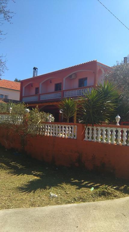 Guest House Bocac Sali Buitenkant foto